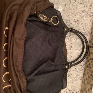 SOLD!!! GUCCI SUKEY BLACK GG BAG